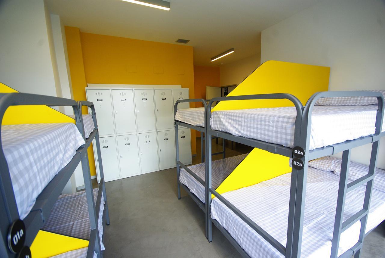 Einzelbett im 10-Betten-Schlafsaal (Frauen)